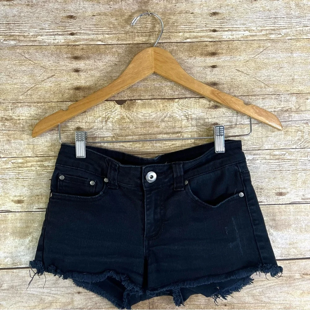 Forever 21 Womens Black Denim Cut Off Shorts Frayed Hem Distressed Size 26